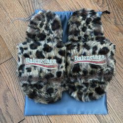 Balenciaga Slides 