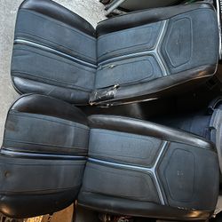 1970 Thunder Bird Bucket Seats