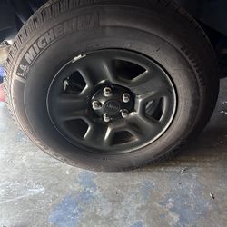 Jeep Factory Wheel