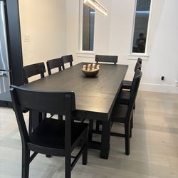 Pottery  Barn Dining Set for 8