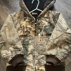 Youth camo shop carhartt jacket