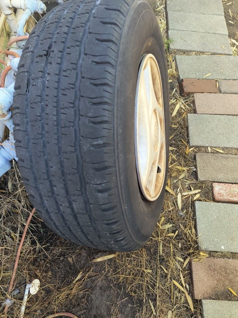 P245/70/16 Toyota Truck