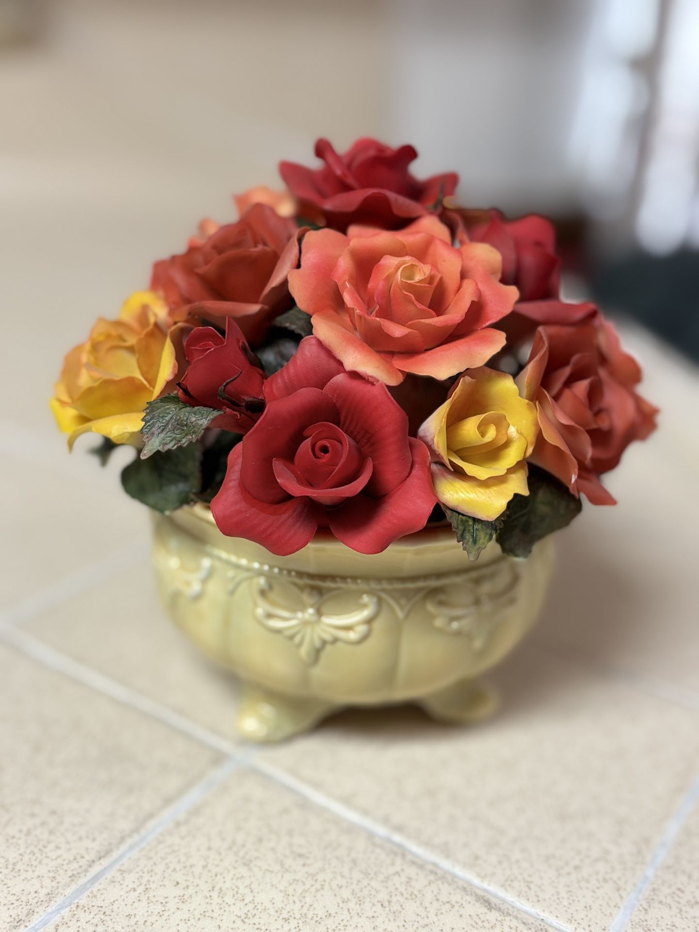 Vintage Porcelain Rose Flowers Music Box – La Vie en Rose
