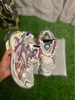 Balenciaga runners