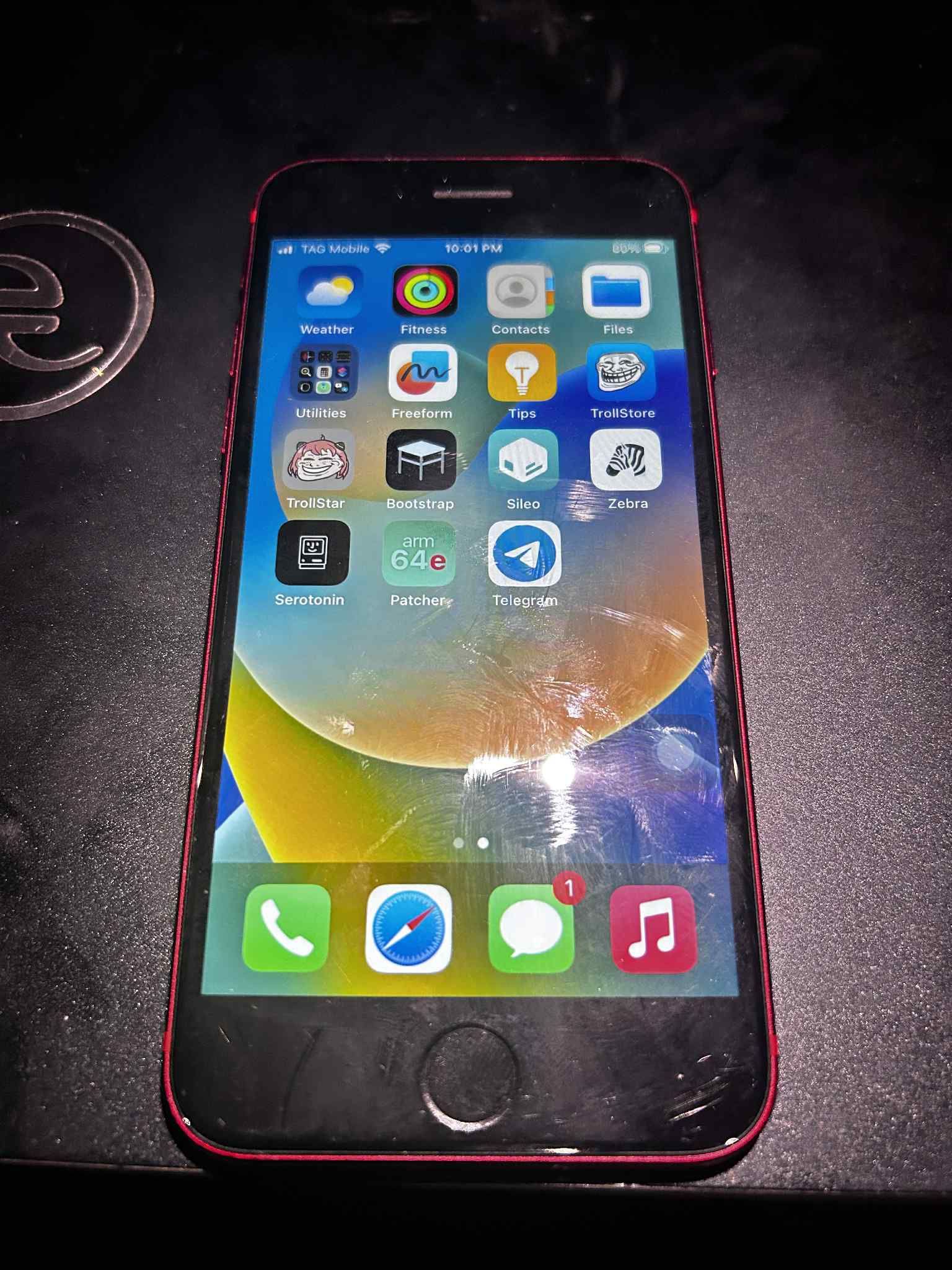 iOS 16.6 SEMIJAILBROKEN SE GEN 2