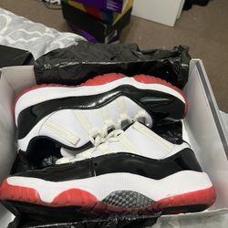 Jordan 11 Retro Low