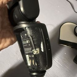 PROFOTO Flash With Remote Trigger And Extra Batteries