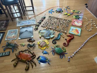 Beach Wall Decor Lot (New)