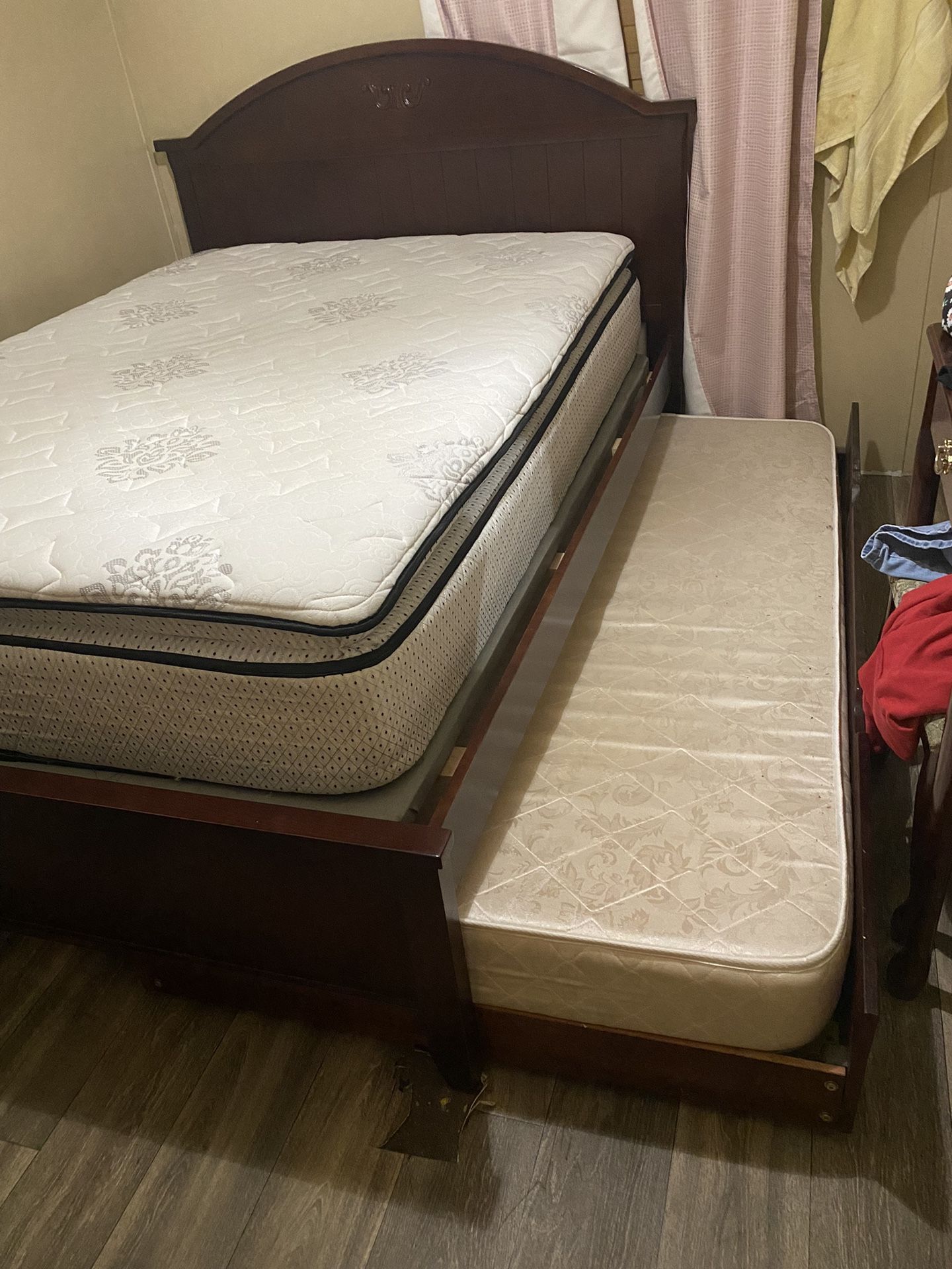 Cama