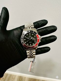 Mens New  Quartz Watch Black Red Bezel