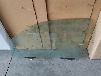 Lh Front Glass 2006 Tacoma