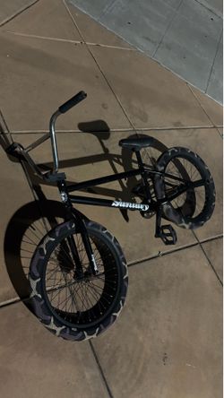 Sunday 20" BMX Bike - Custom Camo Tires + 2 Extra Odyssey Tires⁠