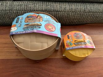 Jumbo Dumpling Squishy toy
