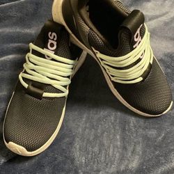 Adidas Kids Shoes Size 4.5 