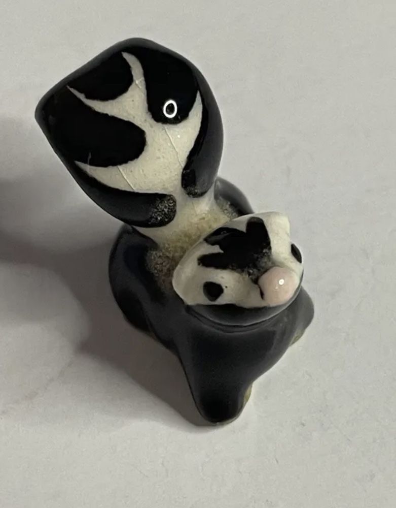 Vintage Hagen Renaker Hagen Renaker Miniature Ceramic Mini Early Baby Skunk Animal Figure Figurine