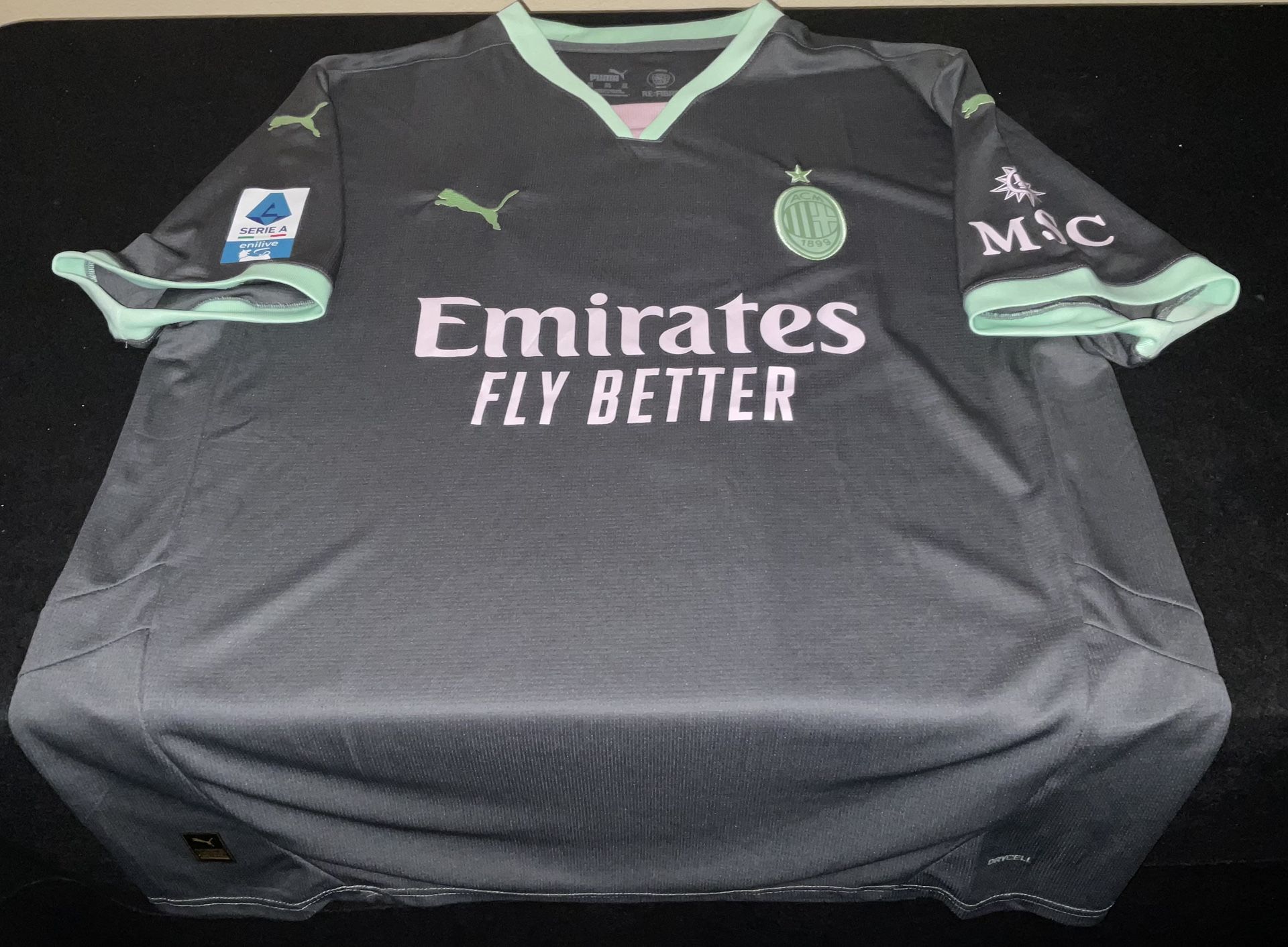  AC MILAN ITALY 2025 Soccer JERSEY Puma MAGLIA #7 GIMENEZ Adult size 2XL new with Tags Emirates Fly Better 25th year anniversary edition