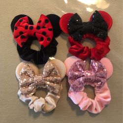 Minnie Mouse Scrunchies 