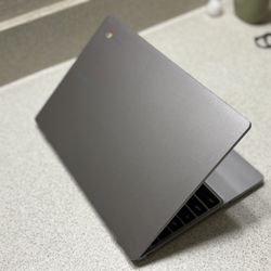 Platinum Samsung Chromebook
