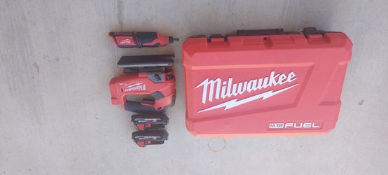 Milwaukee M18 FUEL Tool Set with Case and Batteries