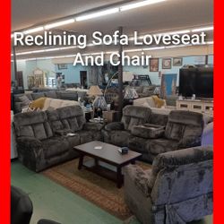 🥰 Beautiful Reclining Sofa Loveseat And Chair 