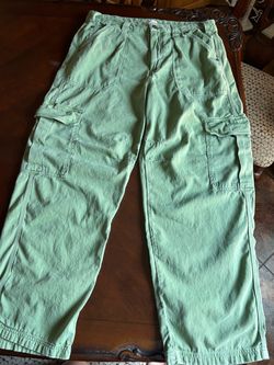 Green Billabong  green khaki Cargo Pants Size Large