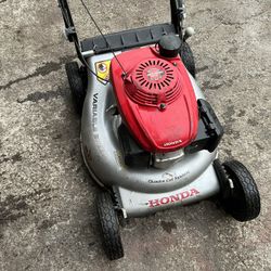 HONDA LAWN MOWER SELF PROPELLED 
