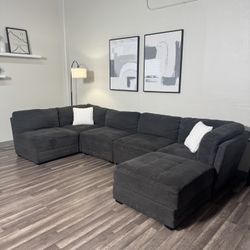 FREE DELIVERY Dark Gray Thomasville Modular Sectional Couch Sofa With Ottoman Storage