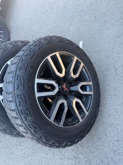 265/60/20 Goodyear wrangler