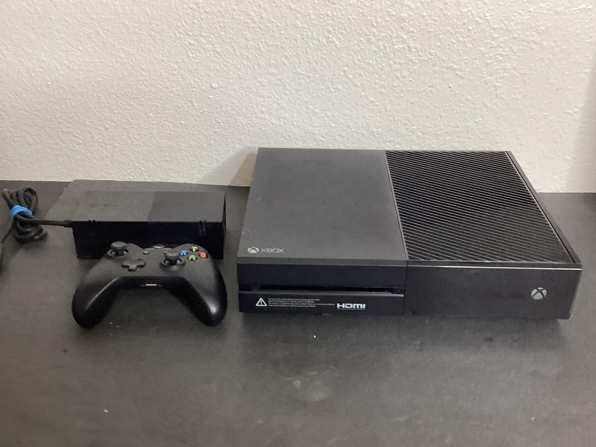 Xbox One Console  (500Gb)