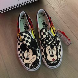 mickey and minnie classic slip on vans 