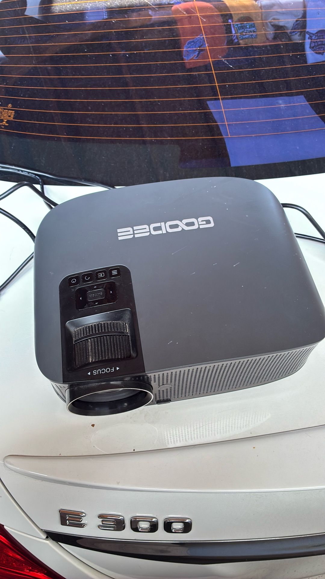 Goodee projector 