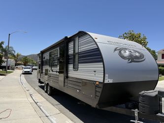2022 Forest River Cherokee Limited 274BRB – Bunkhouse, Solar, Fireplace, Spacious Layout