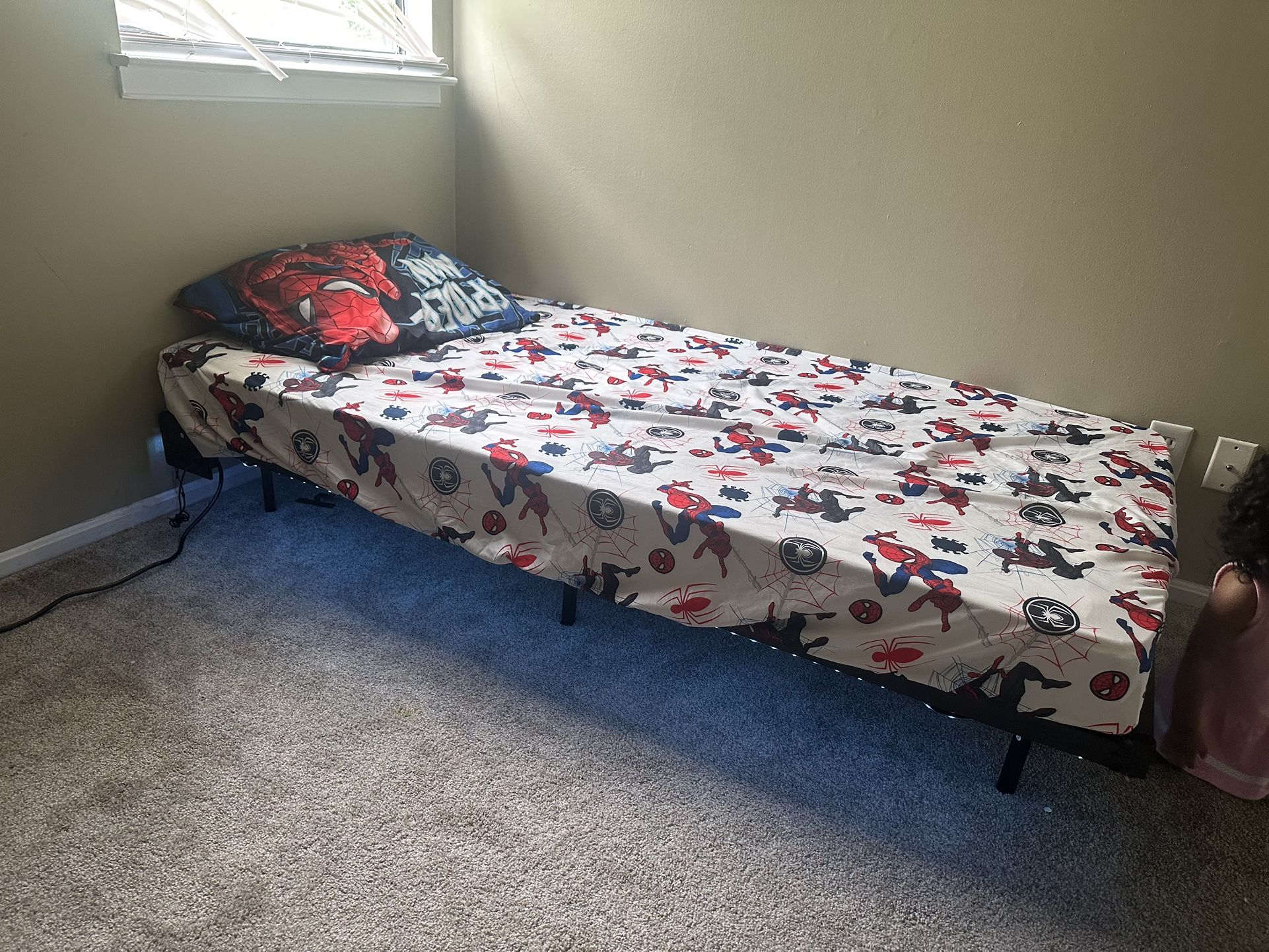 Twin Bed