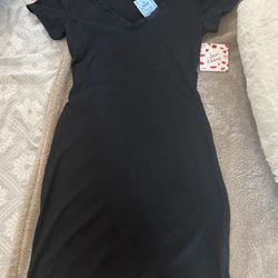 Small Black Dress 