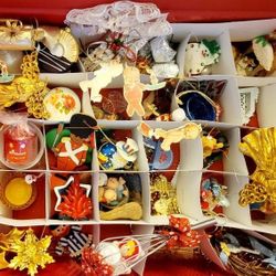 Christmas ornament lot