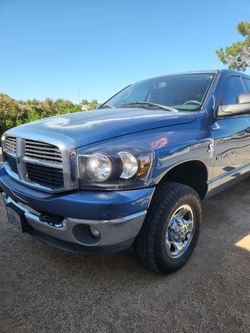 2006 dodge mega cab 3500 4x4 desiel