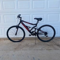Hyper Mountain Bike