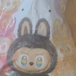 Labubu Big Into Energy 