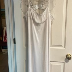 Woman’s Angel Costume
