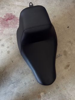 OEM Harley-Davidson 2026 Low Rider St Seat