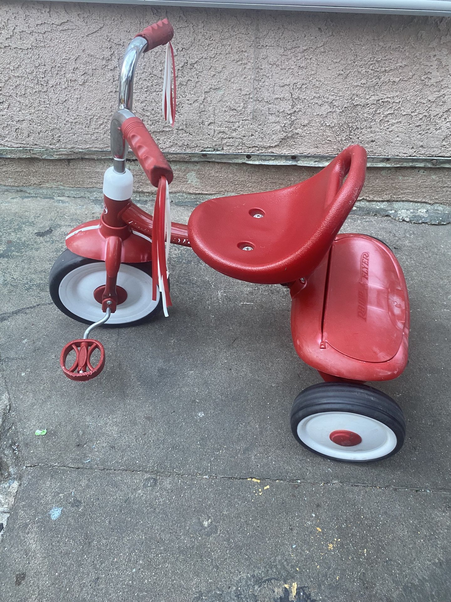Tricycle Radio Flyer