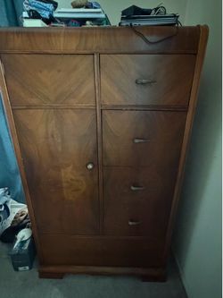 Armoire