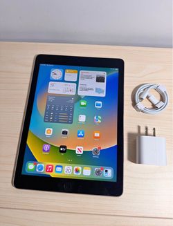 BRAND NEW IPAD 10th Generation