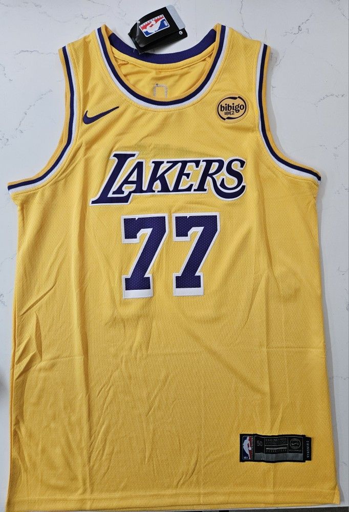 Men's Los Angeles Lakers Luka Doncic #77 (Large)