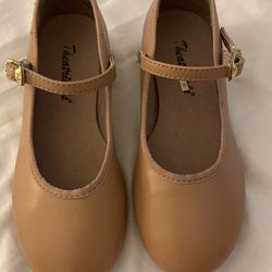 Theatricals Nude Tap Shoes Size 11.5 Girls