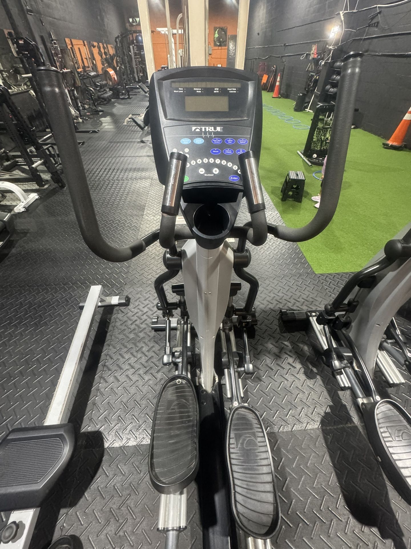 Ellipticals - Commercial 