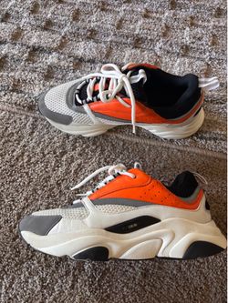 Dior b22 size 10.5 orange black and white