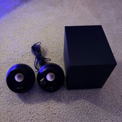 Creative Pebble Plus 2.1 USB-Powered  PC Speakers
