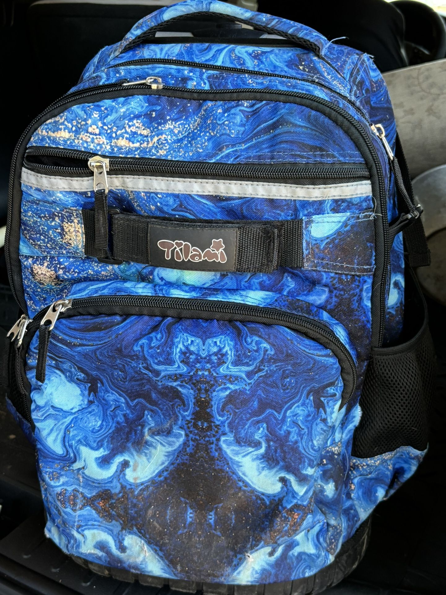 Tilami Rolling backpack