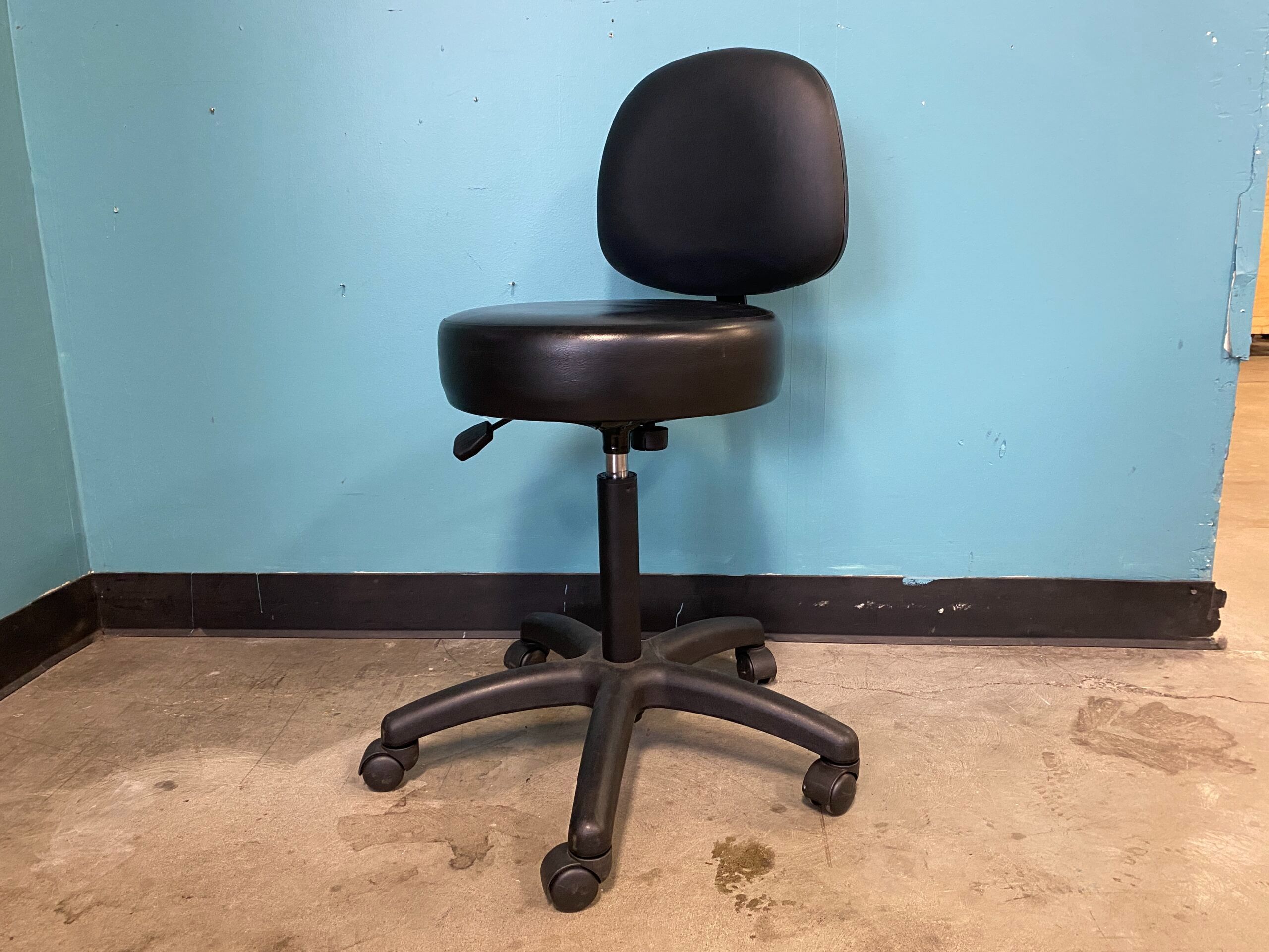 OAKWORKS 5 Leg Pneumatic Stool